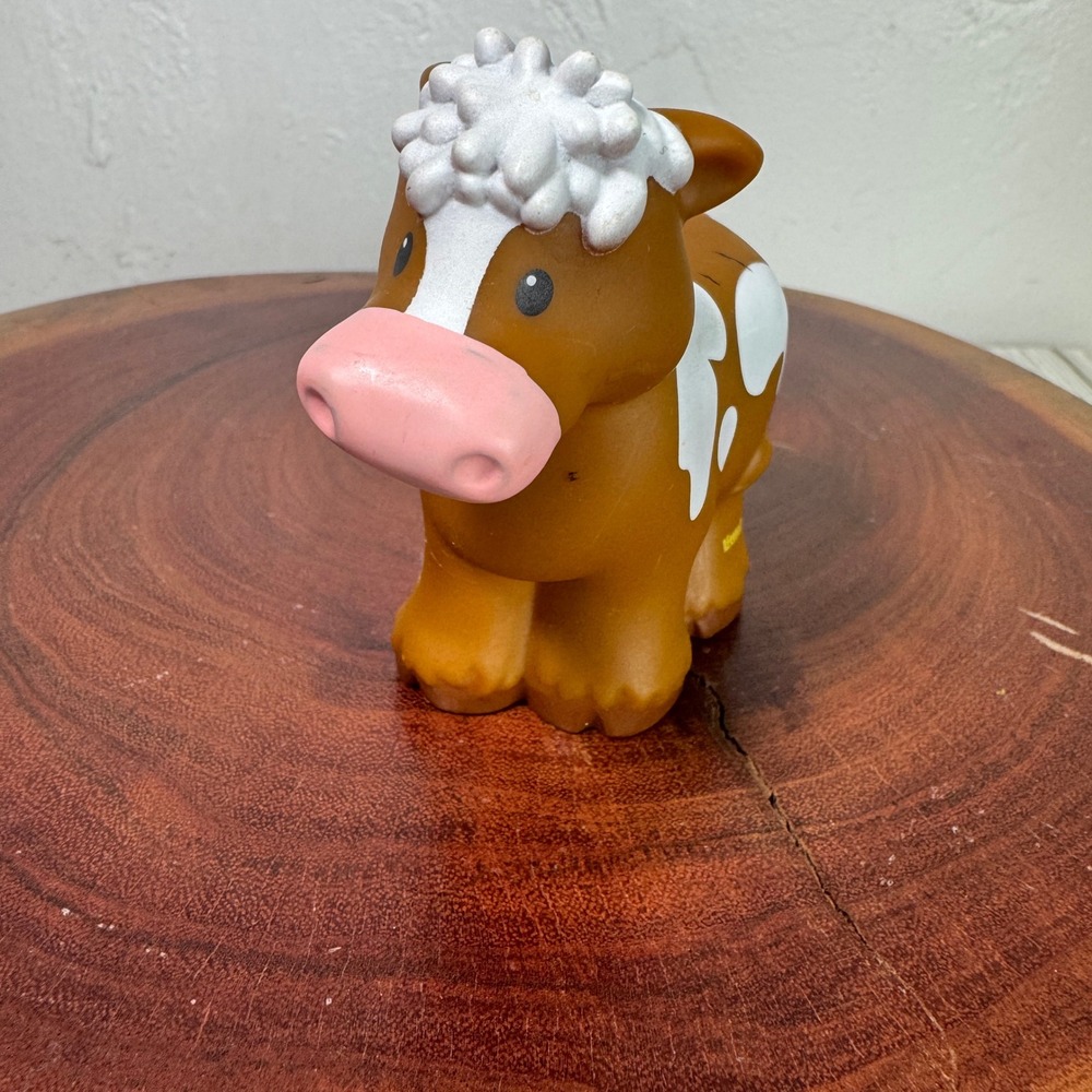 Fisher-Price Little People Caring‎ Animals Barn Farm Brown White Cow Figure Toy